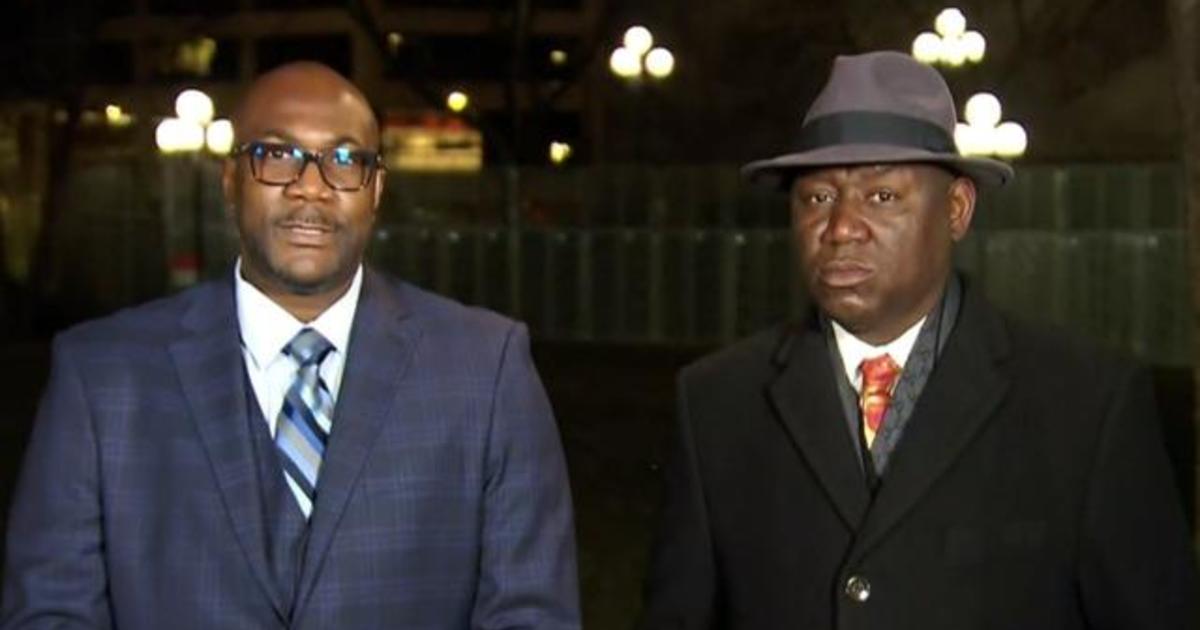 Attorney Ben Crump and George Floyd's brother, Philonise
Floyd, on first day of Derek Chauvin trial 1
