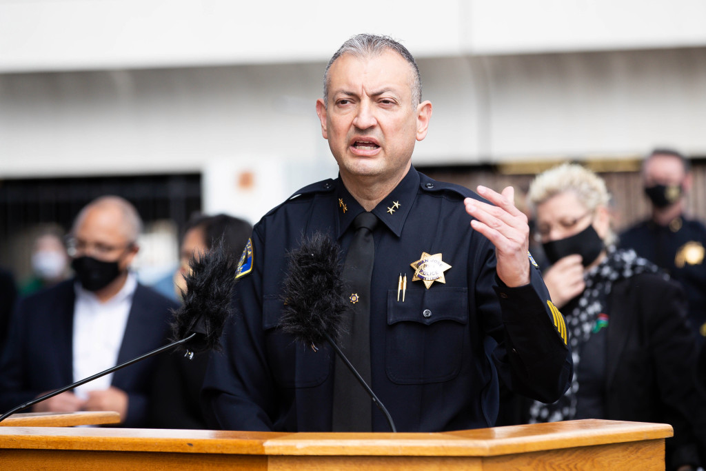SJPD officer retires amid investigation for transphobic
social-media posts 1