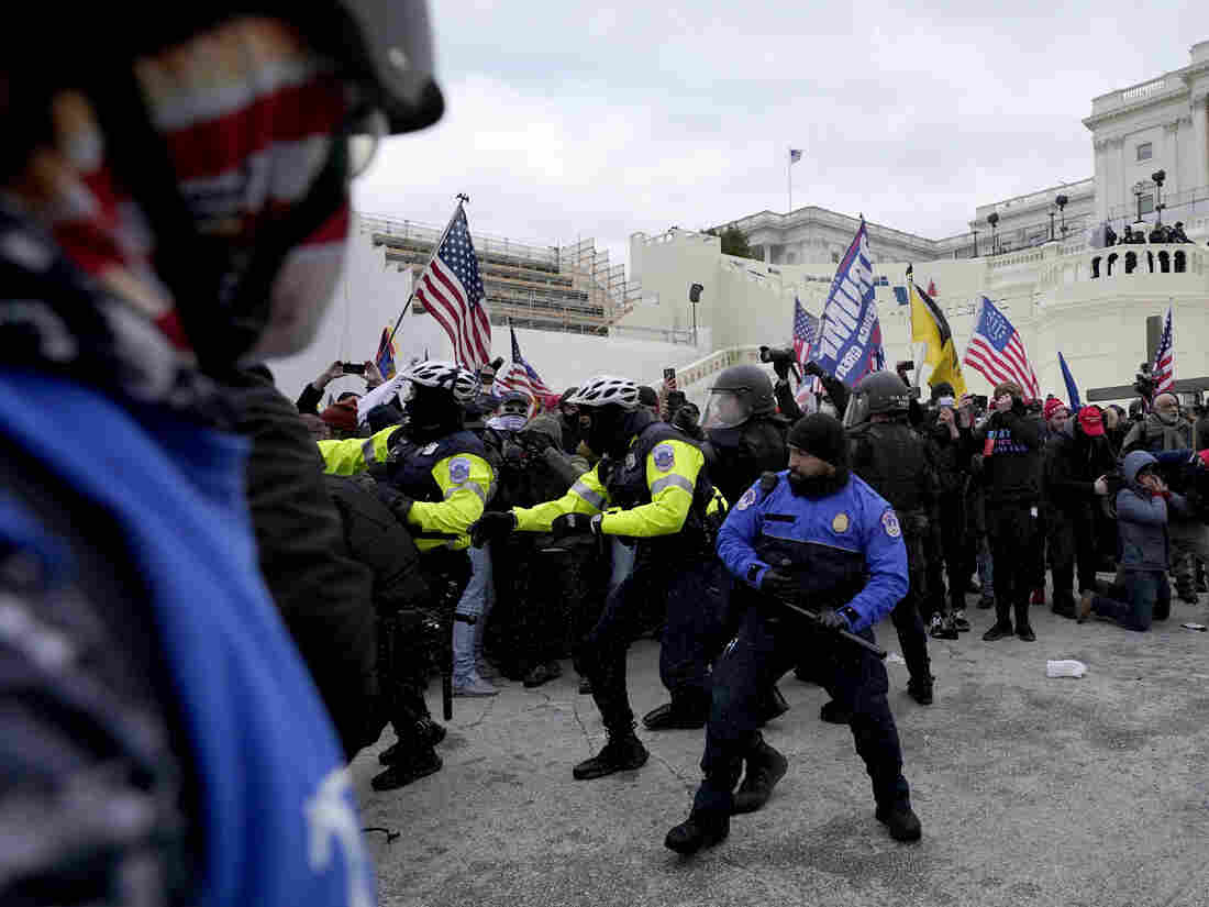 2 Capitol Police Officers Sue Trump For Injuries Sustained
During Jan. 6 Riot 1
