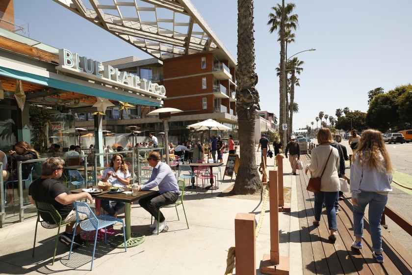 California is dramatically reopening amid warnings of a
spring COVID-19 wave. How big is the risk? 1