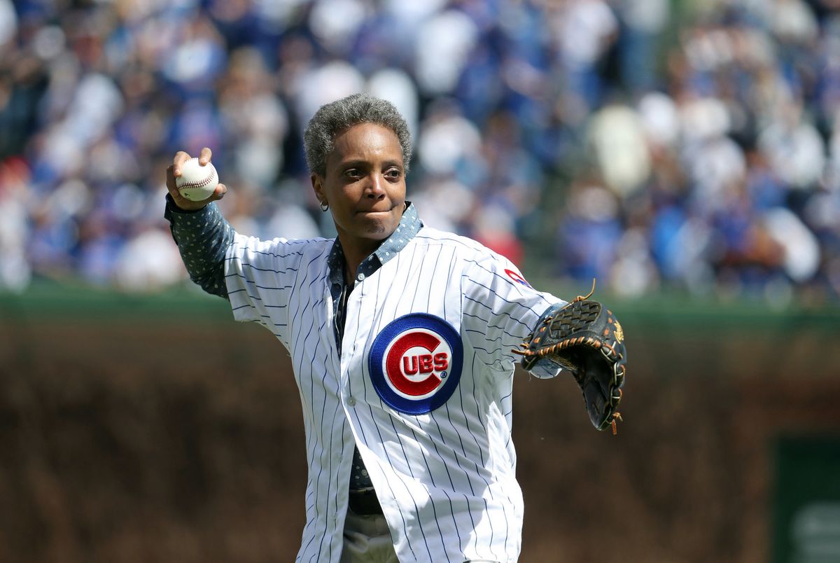 With assist from Mayor Lightfoot, public health doctors
Arwady, Ezike to throw out ceremonial first pitches at Cubs home
opener 1 With assist from Mayor Lightfoot, public health doctors
Arwady, Ezike to throw out ceremonial first pitches at Cubs home
opener 1