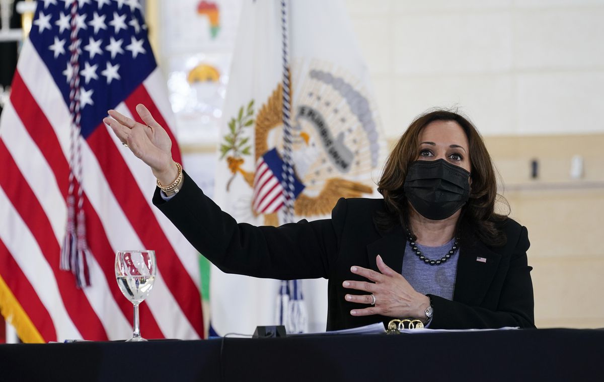 Vice President Kamala Harris to visit Chicago next week to
discuss equitable distribution of COVID-19 vaccine 1 Vice President Kamala Harris to visit Chicago next week to
discuss equitable distribution of COVID-19 vaccine 1
