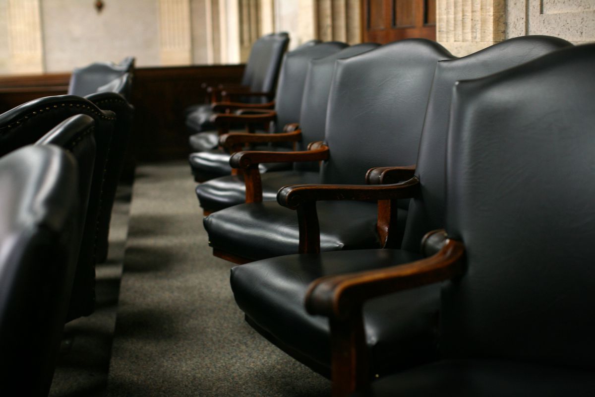 Cook County’s first jury trial after COVID-19 closures set
for Monday, as defendant’s lawyer calls it ‘publicity
stunt’ 1