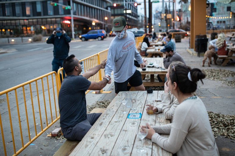 Texas Restaurant Owner Makes Waves With Sign Charging $75
for Mask Violations 1