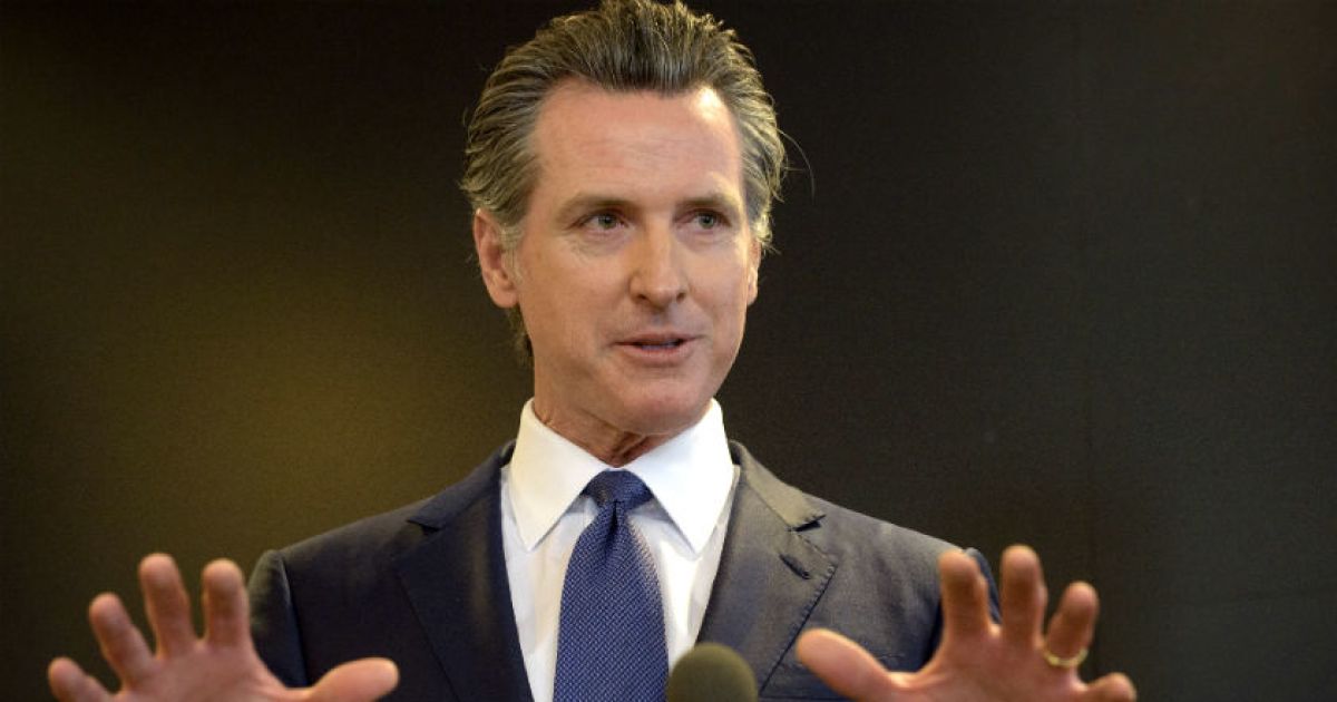 COVID-19 vaccine could be available to all Californians by
May, Newsom says 1