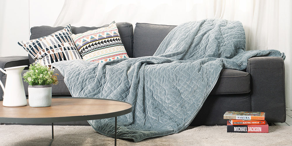 30 deals for better sleep: Weighted blankets, sleep masks,
sheets and more 1