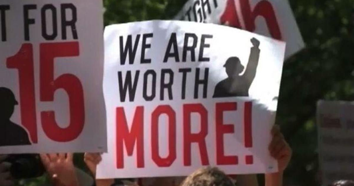 McDonald's employees arrested in low-wage protest 1