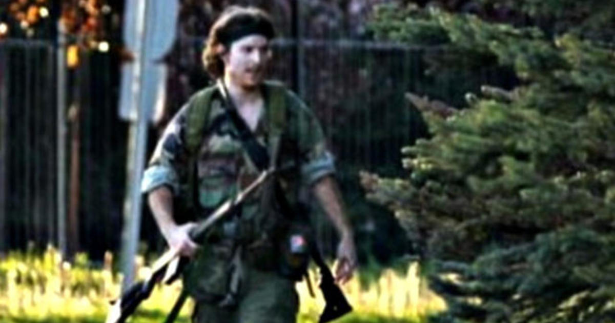Canada manhunt suspect in custody after police officers
killed 1