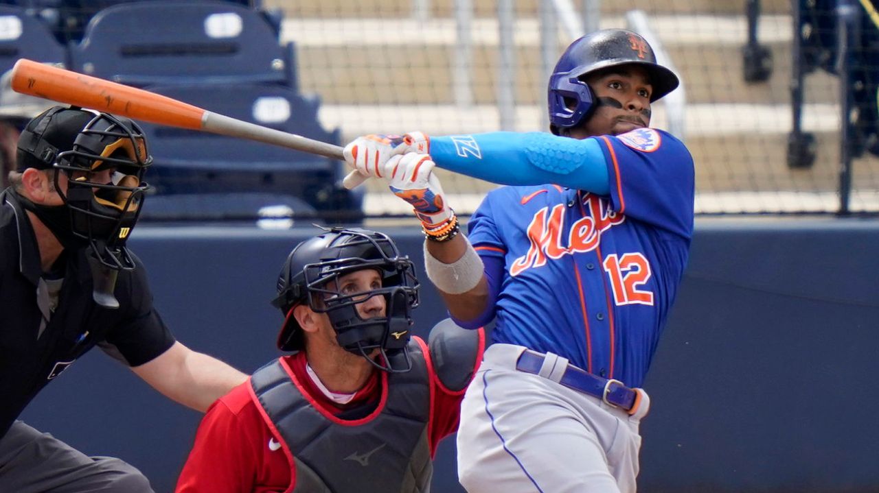 If Sunday was a preview of Opening Day, Mets manager Luis
Rojas will take it 1