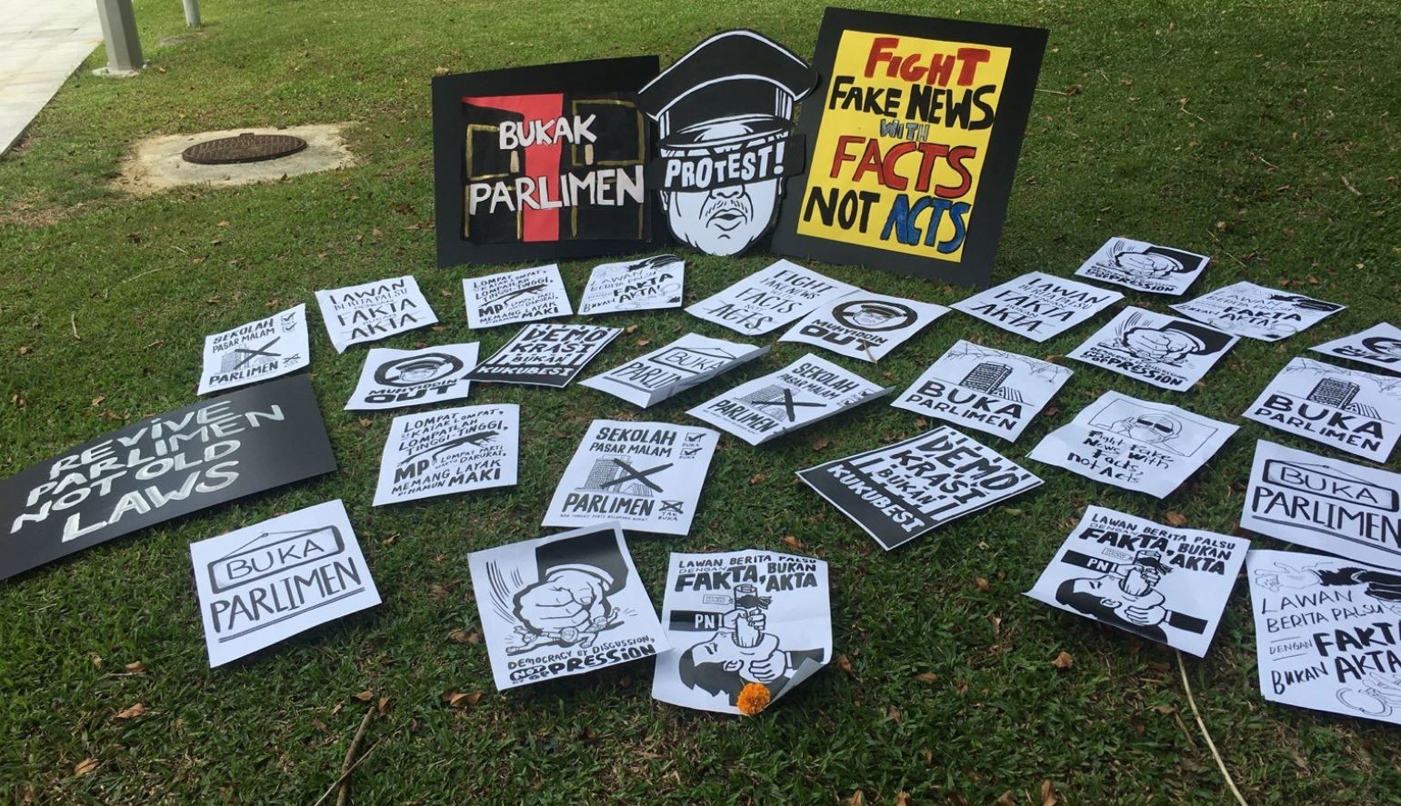 Malaysia’s “Fake News” Ordinance Takes Effect Amid
Continuing Concern over the COVID-19 State of Emergency 1