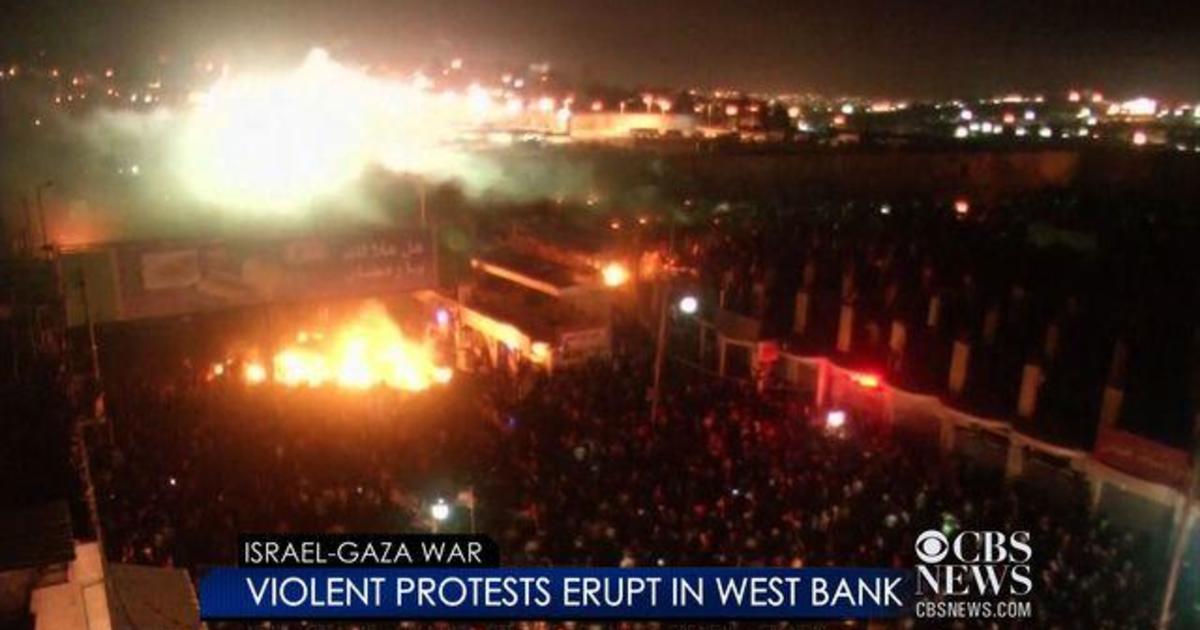 Violent protests erupt in West Bank 1