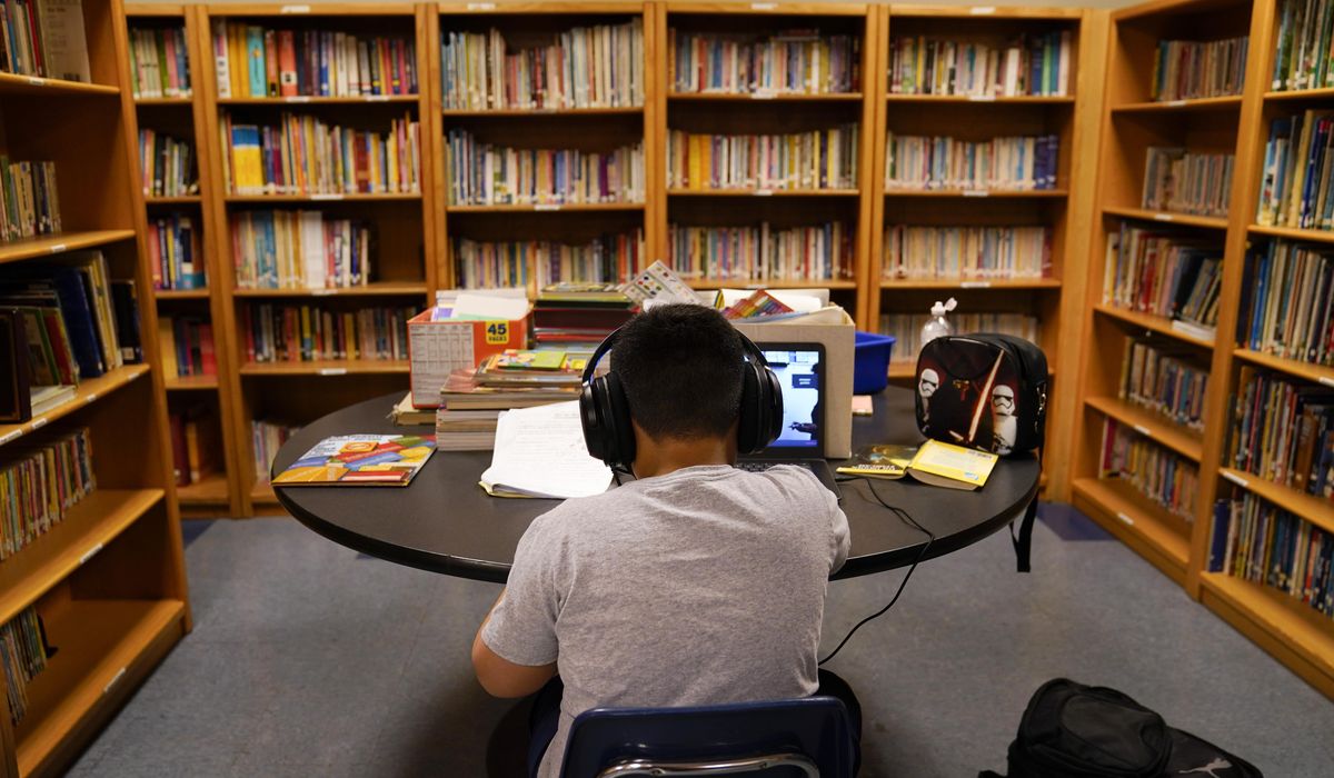 Gov’t data show race, region disparities in school
reopening 1