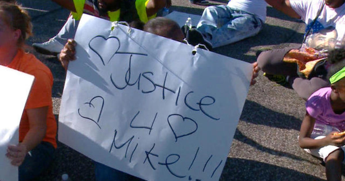 Ferguson officer identified as change in command lowers
tension 1 Ferguson officer identified as change in command lowers
tension 1