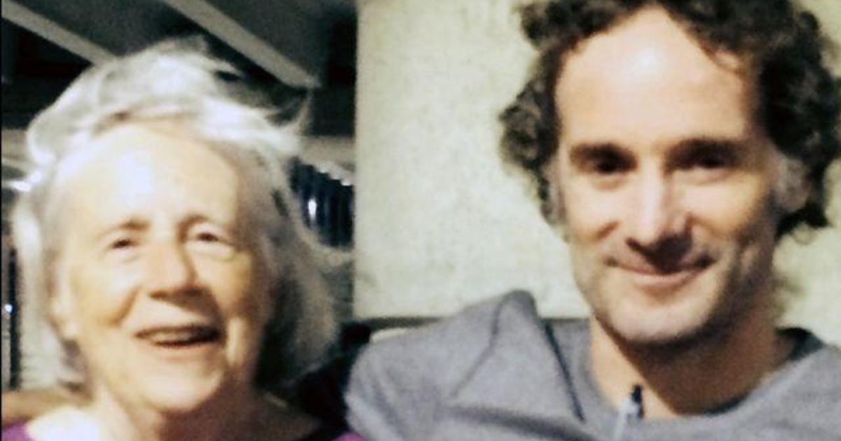 8/27: Freed American journalist back home, as mother of
another hostage pleads with ISIS; Wearing cameras could help police
officers 1