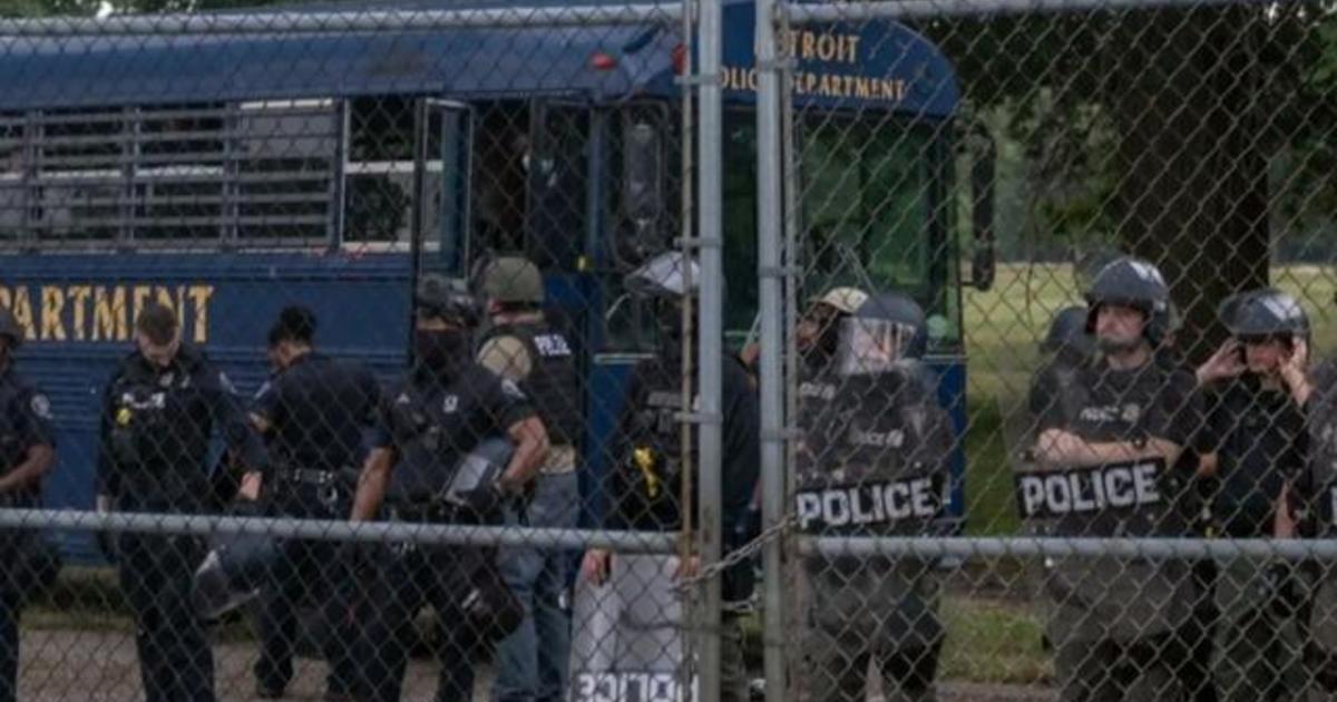 Police evaluations reveal flawed response to Black Lives
Matter protests 1