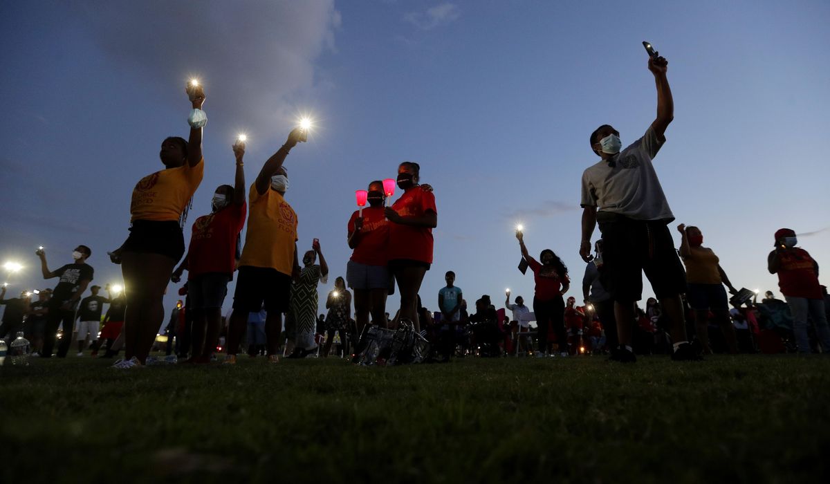 Reforms pushed in George Floyd's native Texas as trial
nears 1