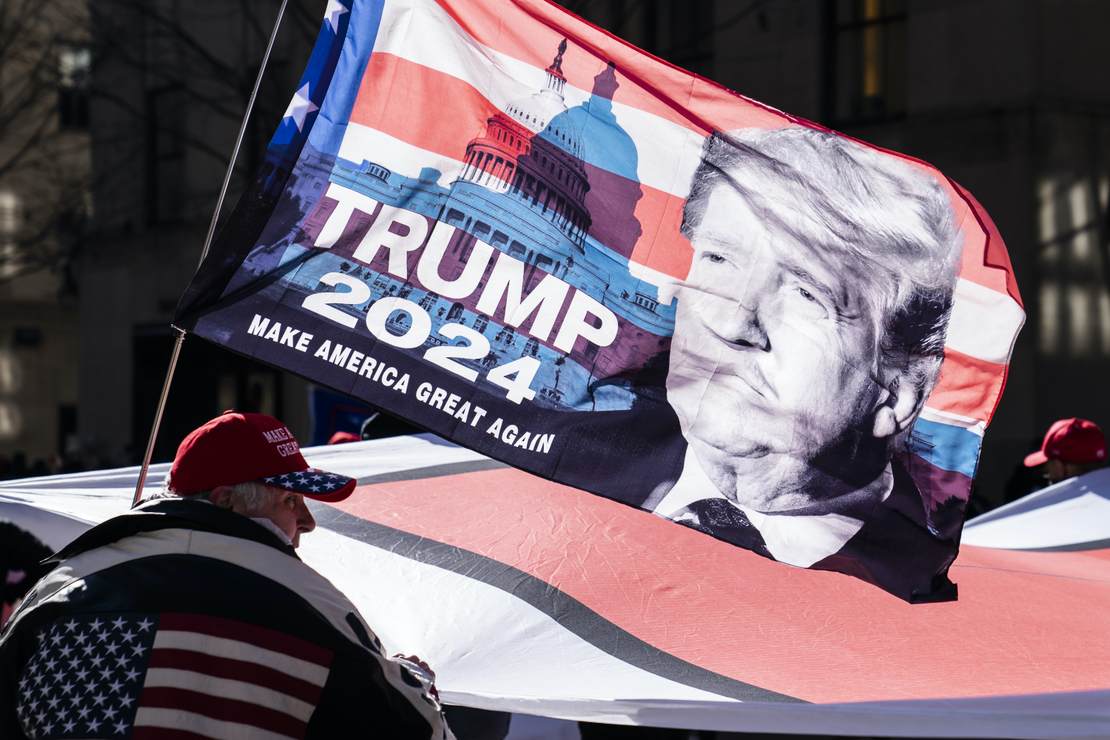 Trump's Role As Kingmaker to be Tested in 5 Open Senate
Primaries 1