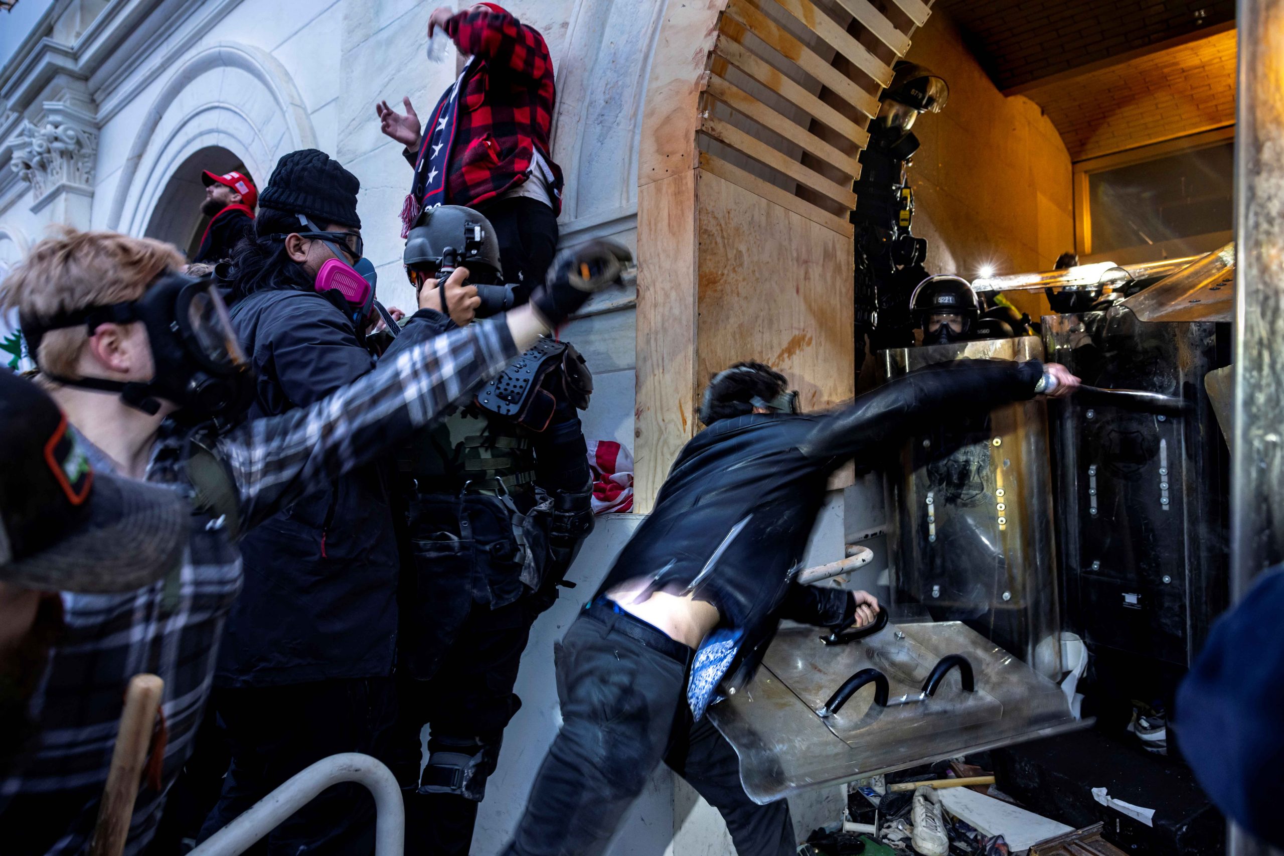 Judge sets first trial date for Capitol riot 1