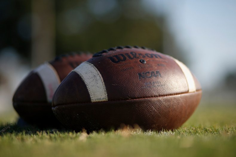 Coveted Texas HS Quarterback Shuns In-State Schools, Ending
His Recruitment 1