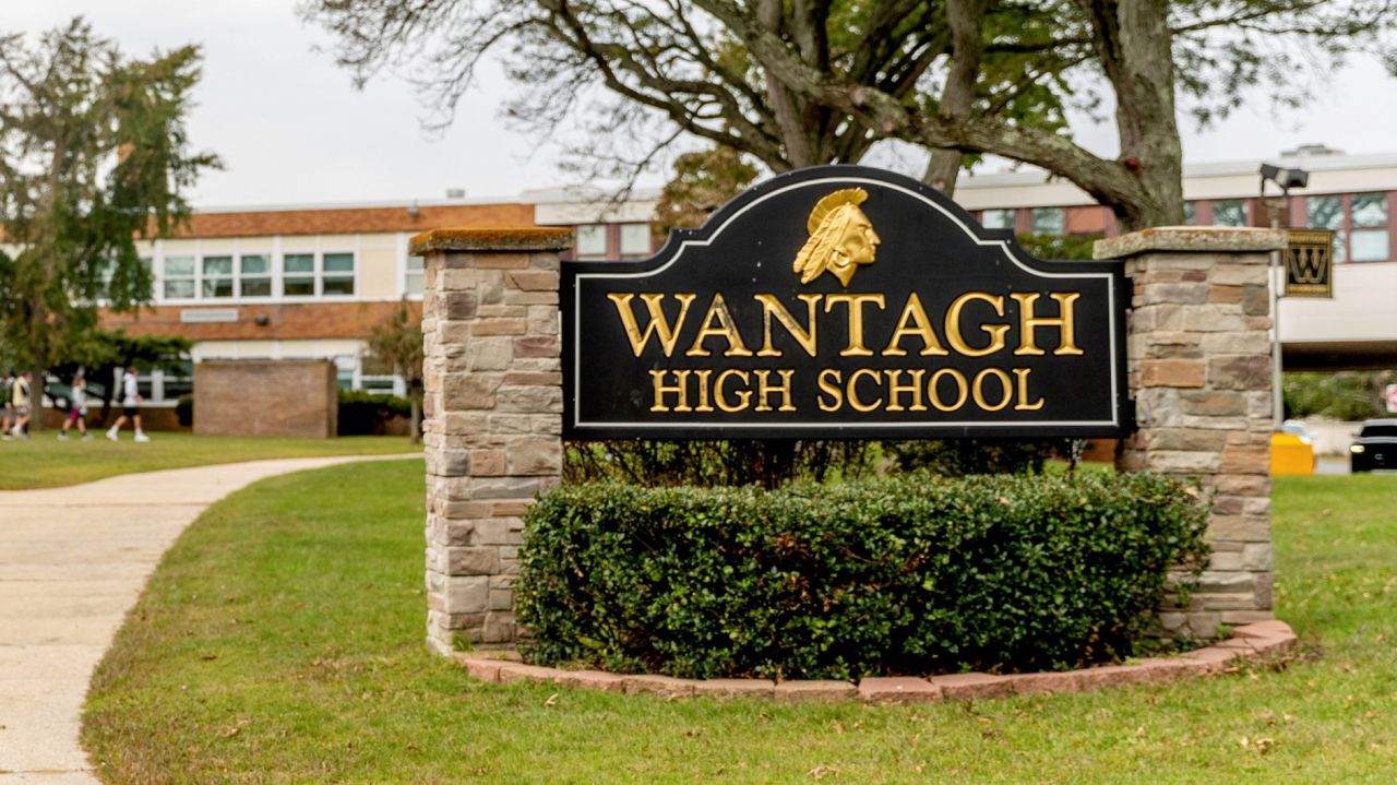 Wantagh High School closed after COVID-19 cases;
state tracks higher positivity 1