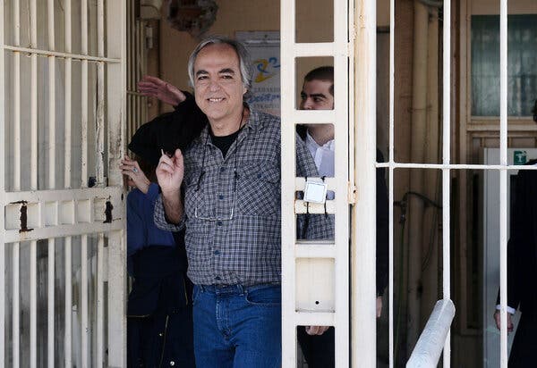Protests Follow Hit Man’s Hunger Strike in Greece 1