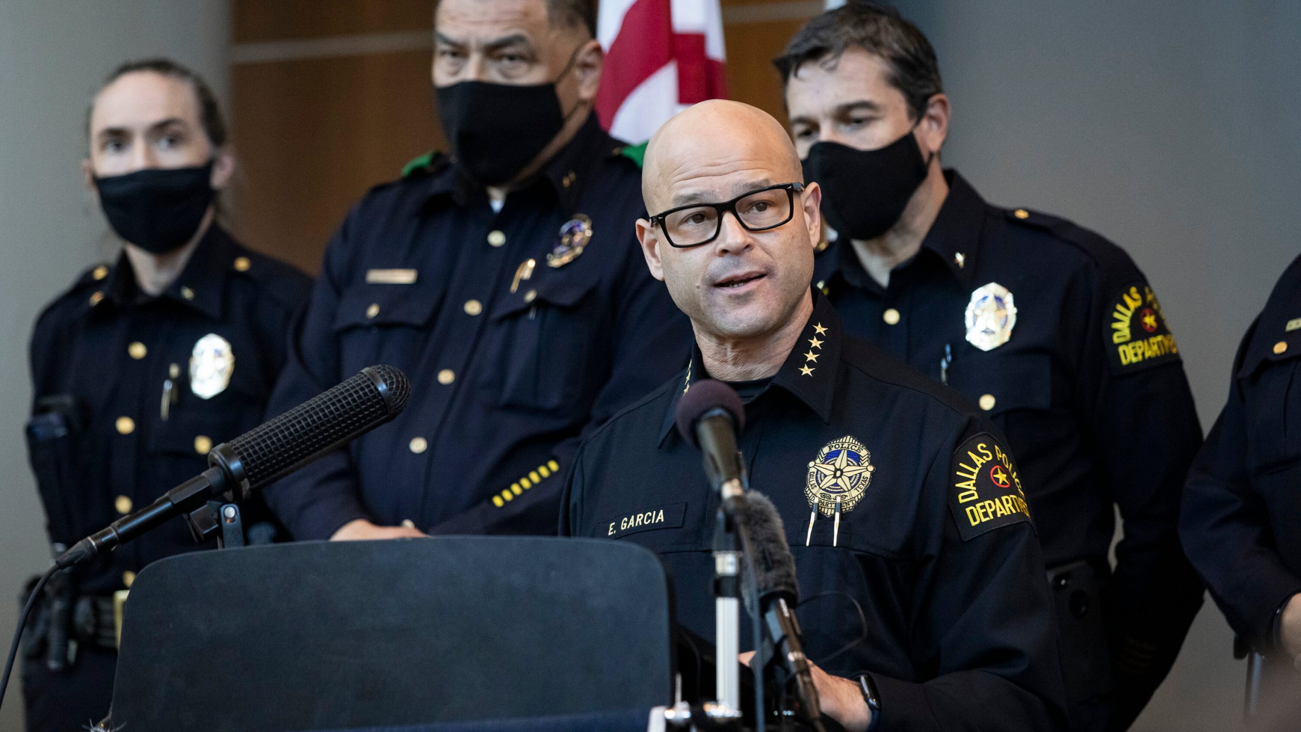Dallas Police Officer Charged With 2 Counts of Capital
Murder 1