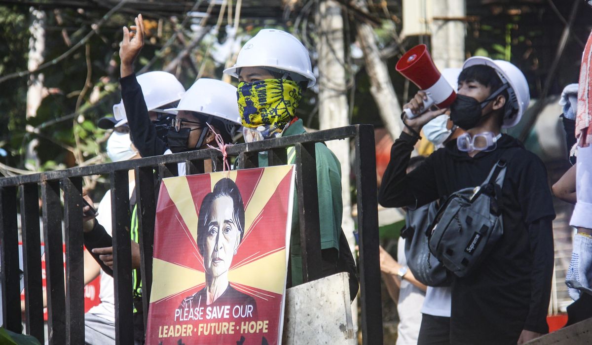 Myanmar protesters return to streets as crackdown
continues 1