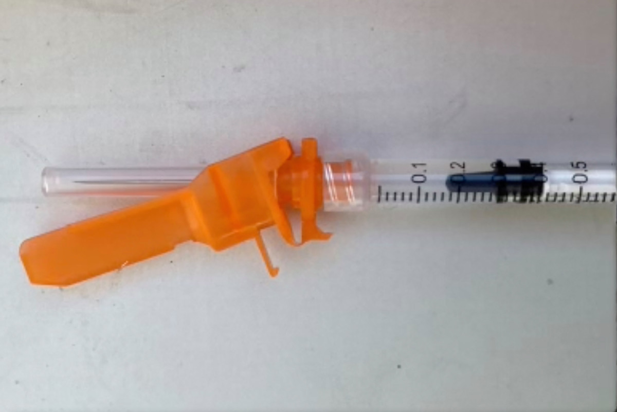 California coronavirus vaccination site gives thousands
wrong vaccine dosage 1
