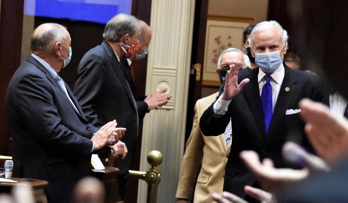 SC gov lifts mask mandate for restaurants, state
properties 1