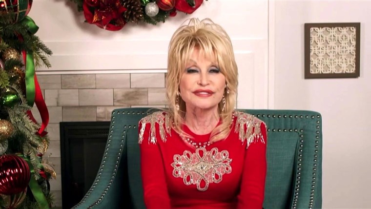 Dolly Parton gets Covid-19 vaccine, jokes she got a 'dose of
her own medicine" 1