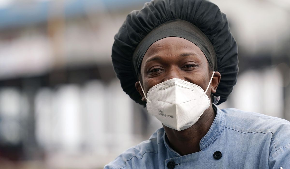 Workers worry about safety, stress as states ease mask
rules 1