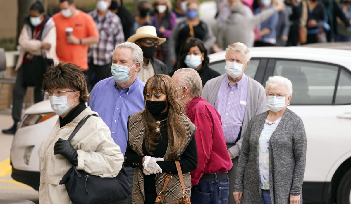 Texas and other states ease COVID-19 rules despite
warnings 1