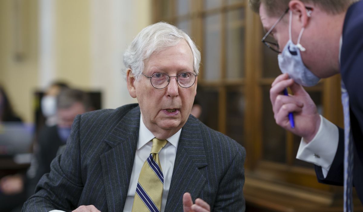 Mitch McConnell pushes Republican men to get COVID-19
vaccine 1