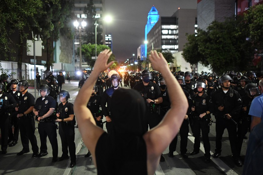 Two more reports find fault in LAPD's handling of summer
protests 1