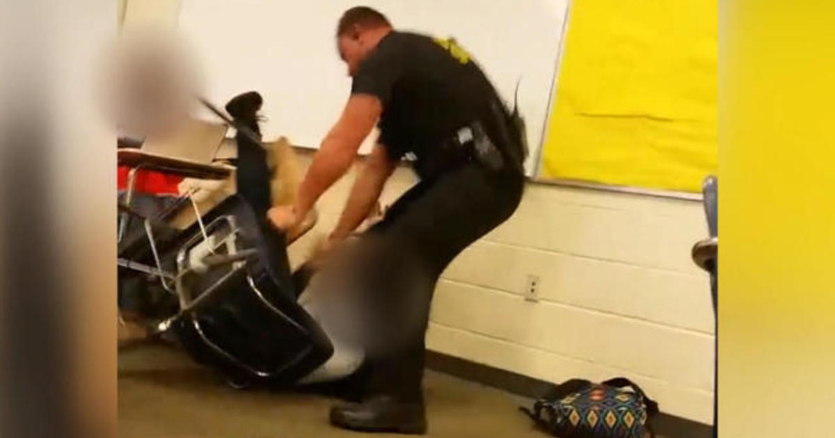 S.C. officer fired over violent school arrest 1