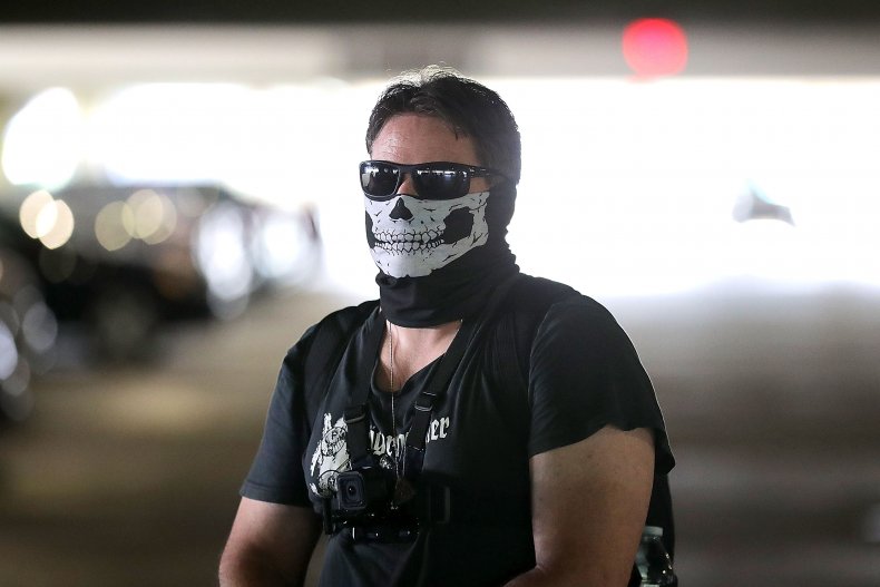'White Lives Matter' Protesters Urged to Wear Face Masks for
Anonymity 1