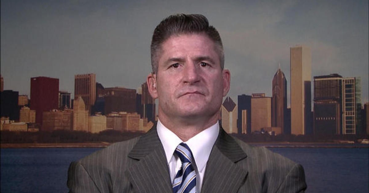 Chicago officer's lawyer on murder charges 1