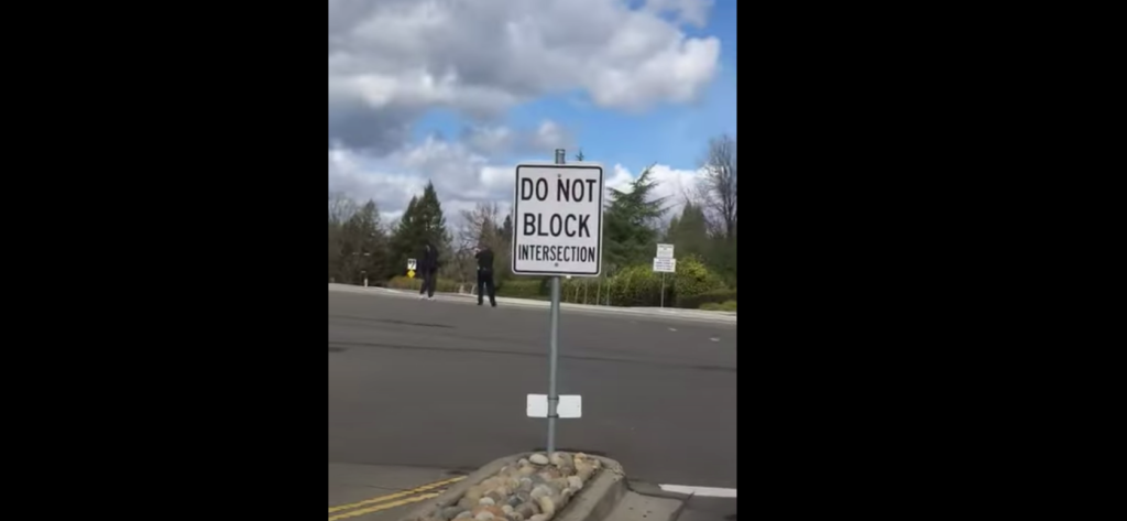 Video shows Danville officer fatally shoot man at short
distance, civil attorney calls it ‘cold murder’ 1