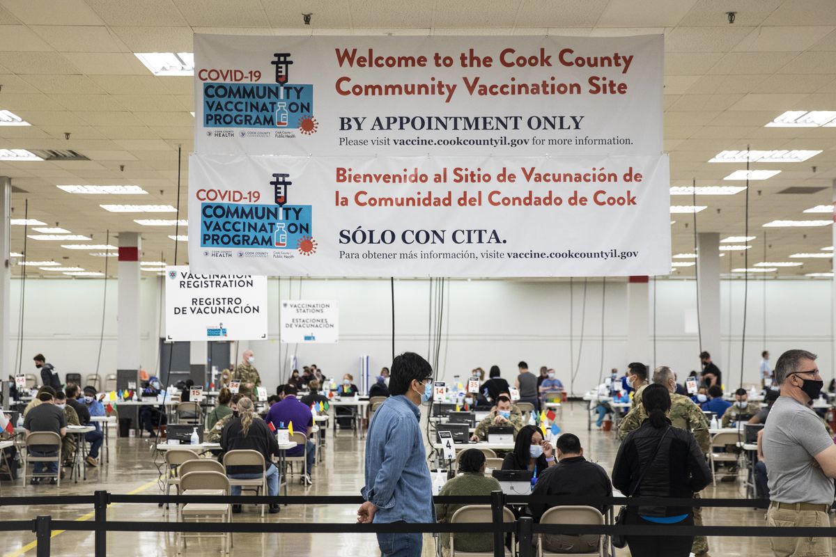 Illinois’ overall vaccination tally passes 7 million as
COVID-19 cases continue to surge (LIVE UPDATES) 1