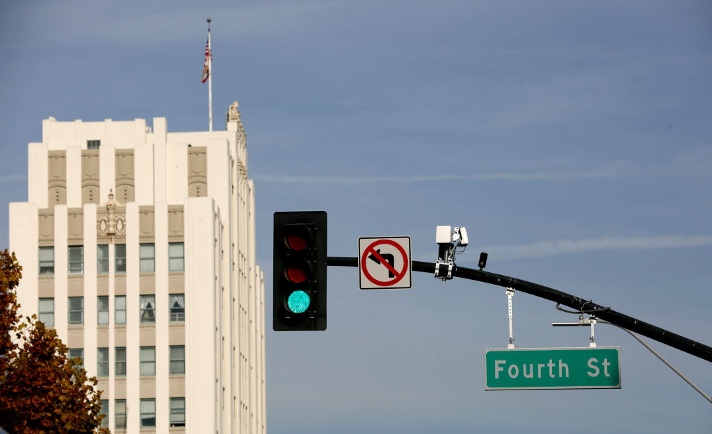 Red lights may turn green more often as COVID-19 eases:
Roadshow 1