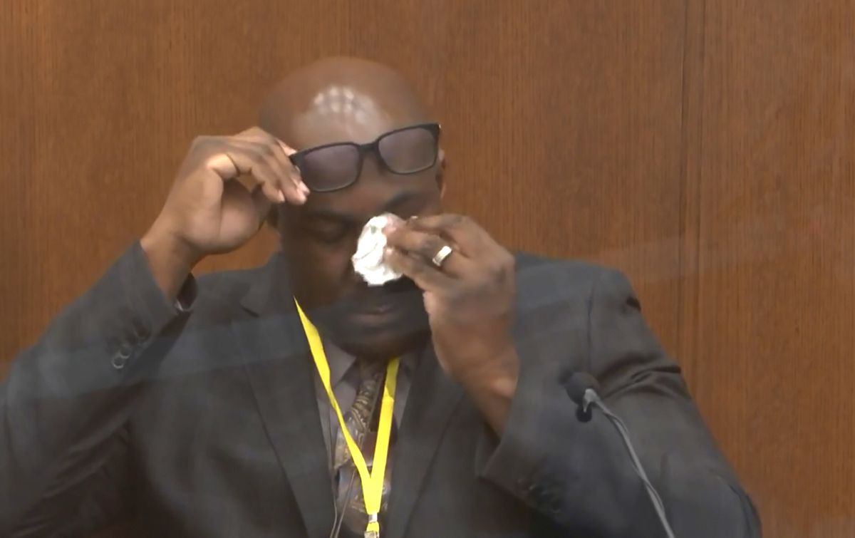 George Floyd was a ‘big mama’s boy,’ brother tells court in
tearful testimony at Derek Chauvin trial 1 George Floyd was a ‘big mama’s boy,’ brother tells court in
tearful testimony at Derek Chauvin trial 1