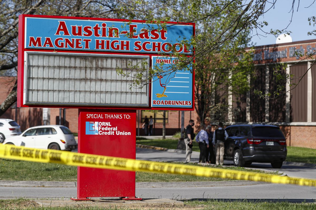 Officer recovering after being shot at Tennessee high
school 1 Officer recovering after being shot at Tennessee high
school 1