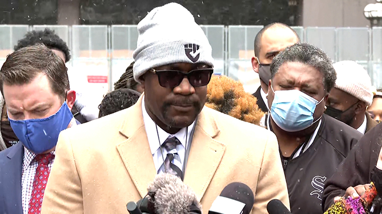 Brooklyn Center mayor says city manager was fired over
response to protest 1