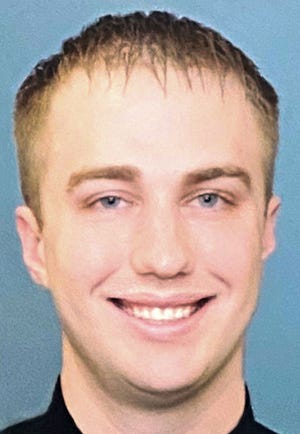 Kenosha police officer who shot Jacob Blake in the back
returns to work, will not face discipline 1