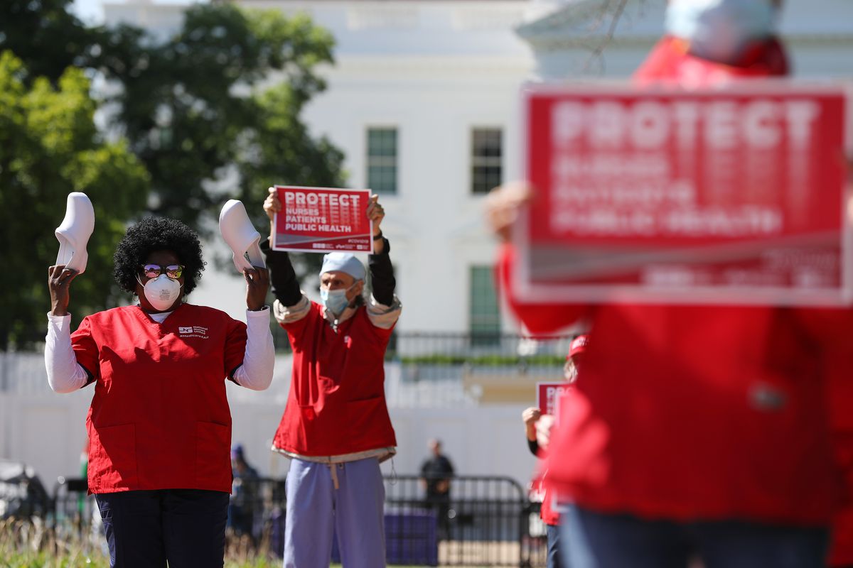 New federal N95 mask guidelines aim to expand their use amid
sluggish sales 1