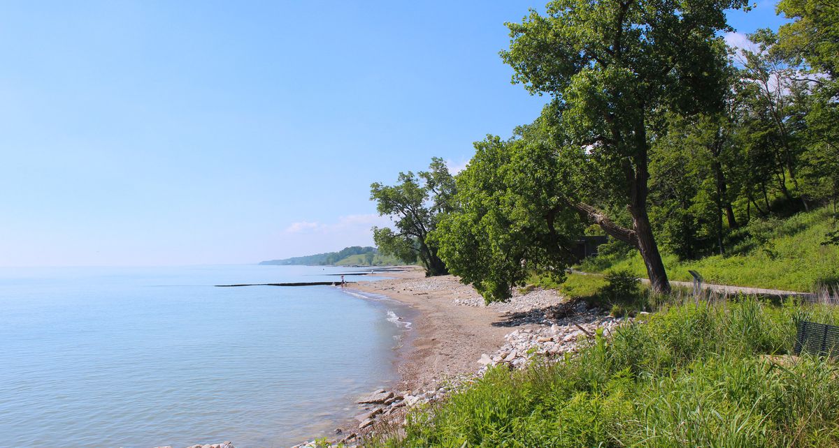 Openlands Lakeshore Preserve in Highland Park closed after
explosive material found near Fort Sheridan 1 Openlands Lakeshore Preserve in Highland Park closed after
explosive material found near Fort Sheridan 1