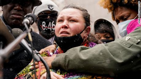 Ex-officer charged in Daunte Wright's death to appear in
court as tension eases at protests 1
