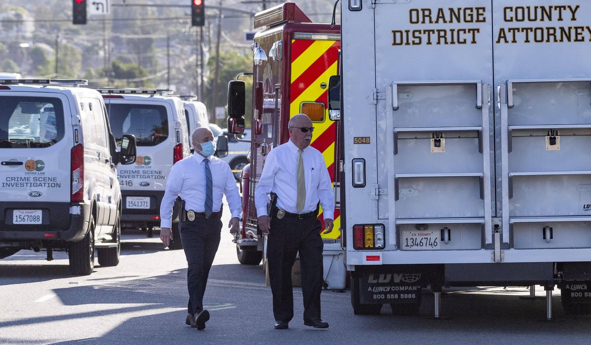 Police: California office attack that killed 4 wasn't
random 1