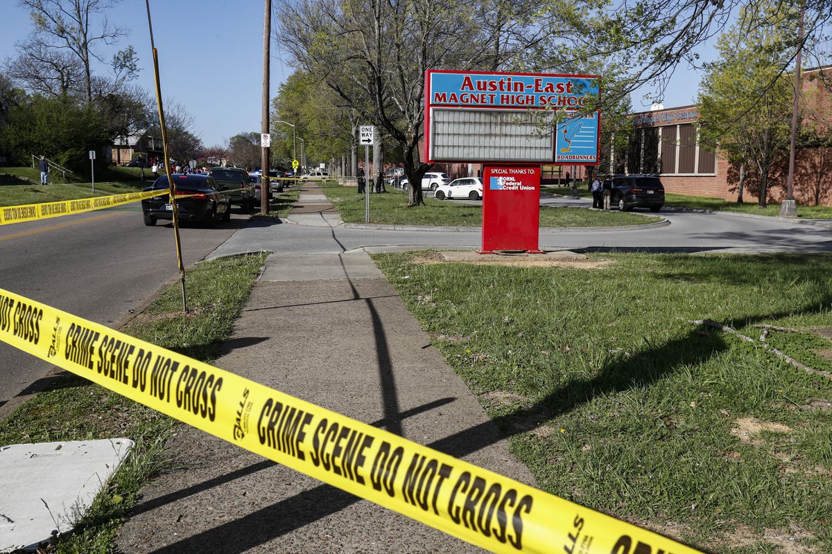Officer wounded in Tennessee school was not hit by student’s
gunfire 1 Officer wounded in Tennessee school was not hit by student’s
gunfire 1