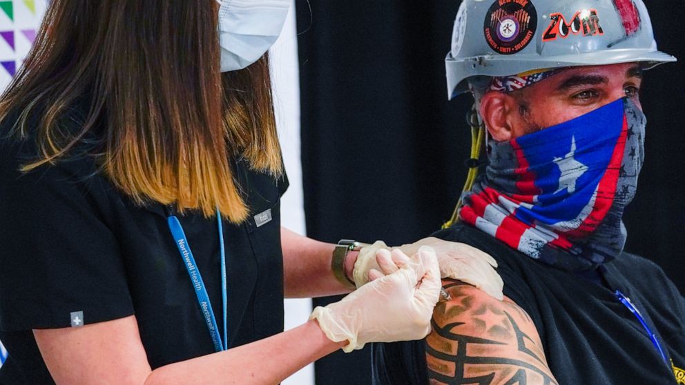US opens more distance in worldwide race against
coronavirus 1